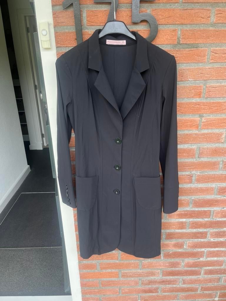 Studio anneloes travelstof blazer lang zwart xs als nieuw, Ophalen of Verzenden, Zo goed als nieuw, Maat 34 (XS) of kleiner, Zwart