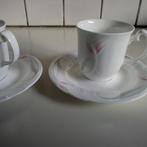 2 royal albert kop en schotels  vista, Huis en Inrichting, Keuken | Servies, Ophalen of Verzenden, Zo goed als nieuw, Overige stijlen