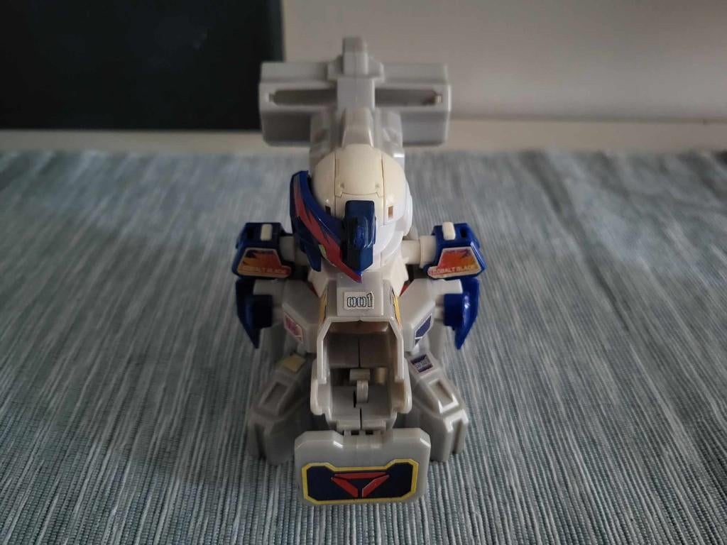 B-Daman lees beschrijving alleen  verzenden, Verzenden, Zo goed als nieuw