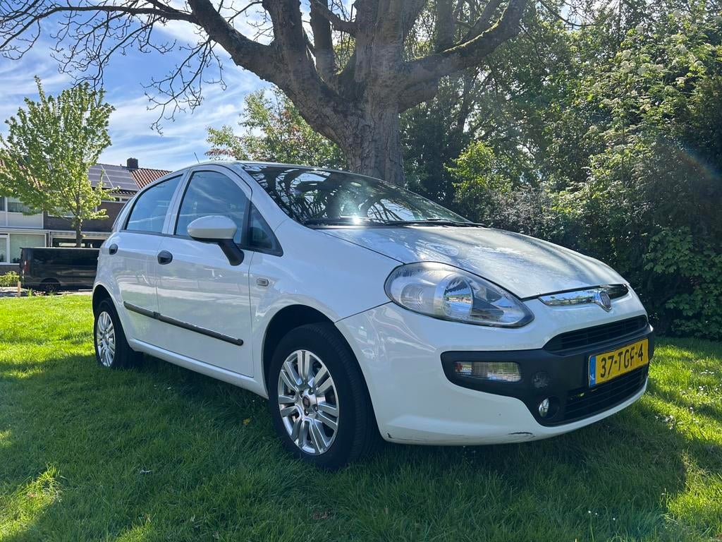 Fiat Punto 1.4 77pk CNG 5d 2012 Wit, Auto's, Voorwielaandrijving, 1160 kg, 4 cilinders, Overige brandstoffen