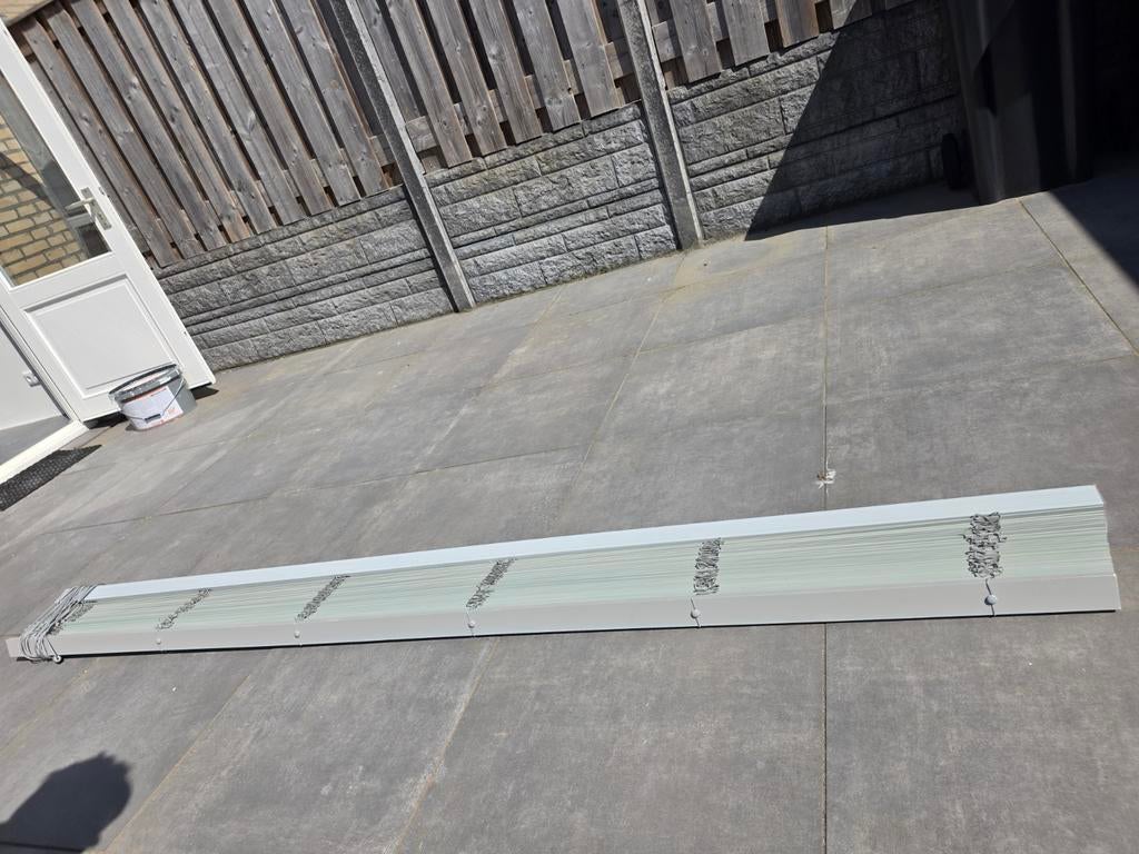 Luxaflex met houten lamellen, Ophalen