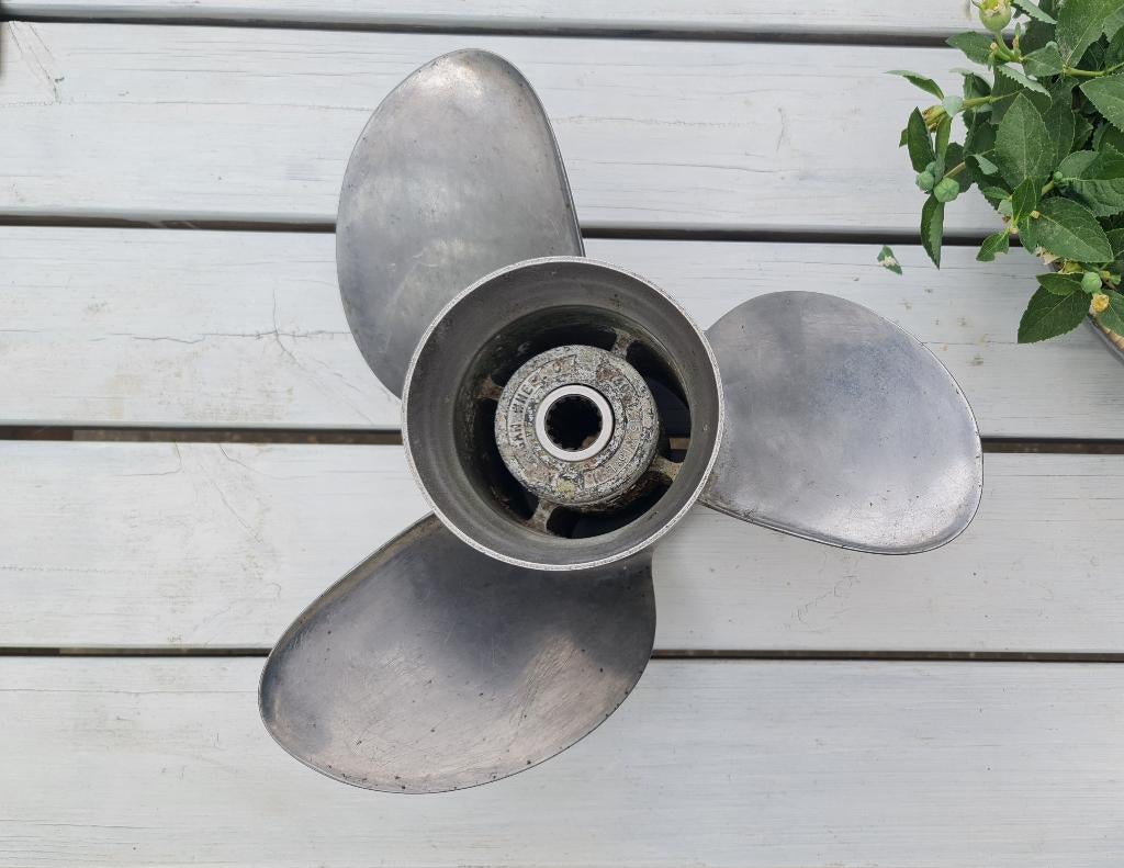 Michigan 15X15 Propeller Schroef LH (OMC), Watersport en Boten, Ophalen of Verzenden, Gebruikt, Motor en Techniek, Motorboot