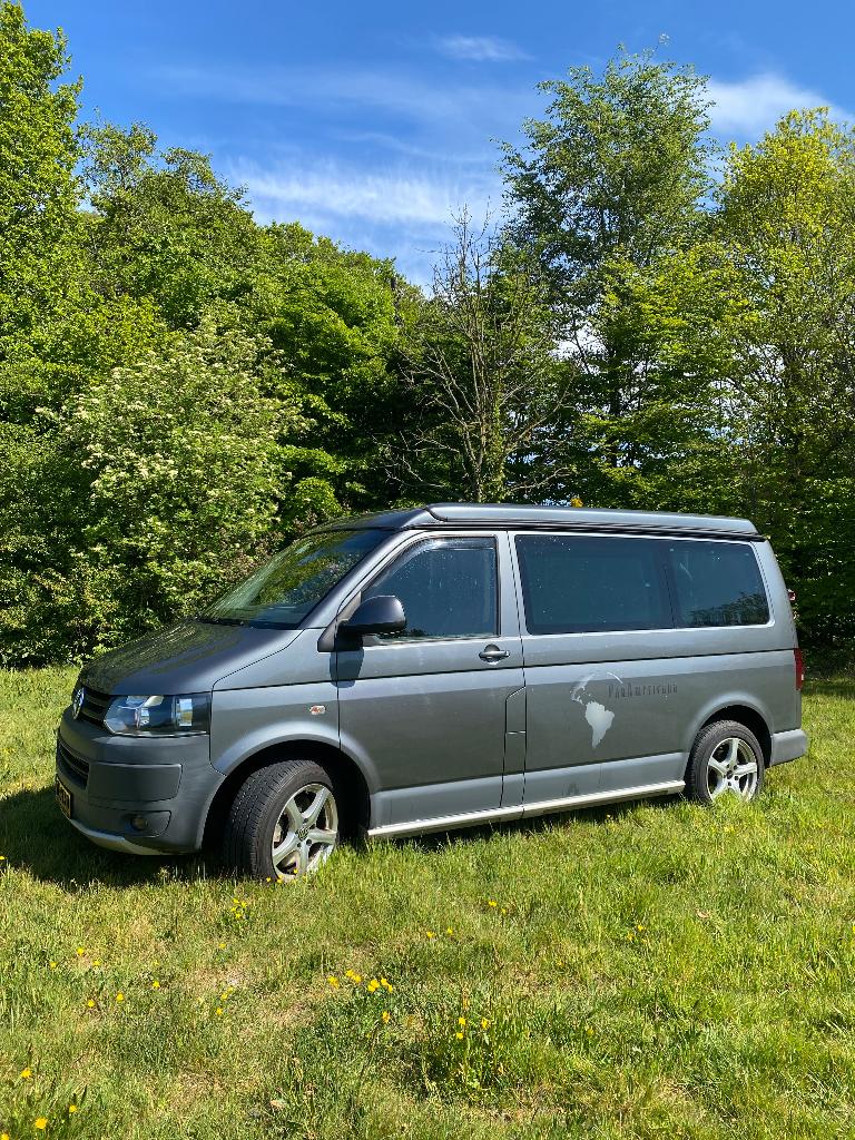 VW T5 Multivan 4 motion camper, Caravans en Kamperen, Automaat, Buscamper of Camperbus, Winterisolatie, Volkswagen