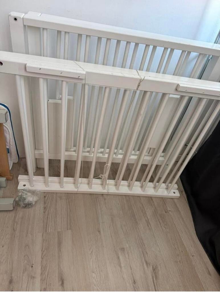 Gratis witte box, Kinderen en Baby's, Boxen, Ophalen of Verzenden, Gebruikt, In hoogte verstelbaar