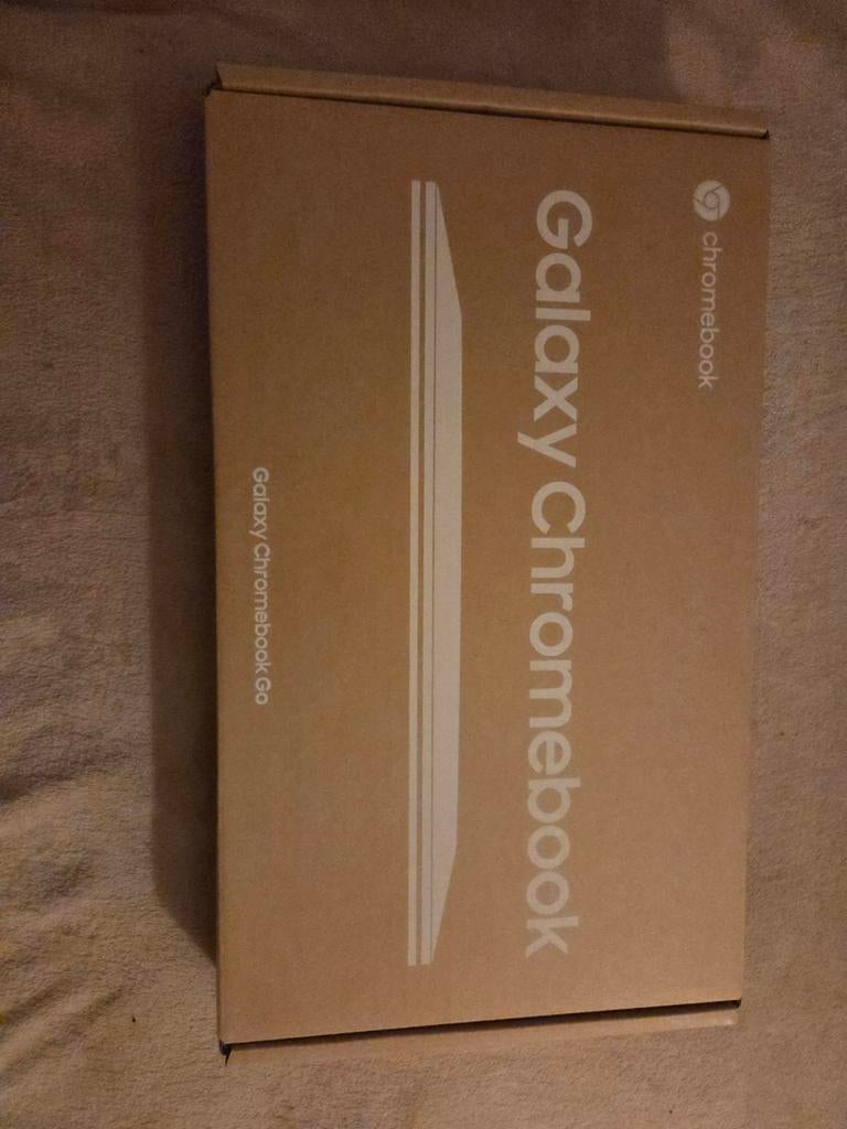 Splinter nieuwe Samsung Galaxy Chromebook Go XE310XDA-KA2NL, Computers en Software, Chromebooks, Ophalen, 4 GB of minder, 64 GB