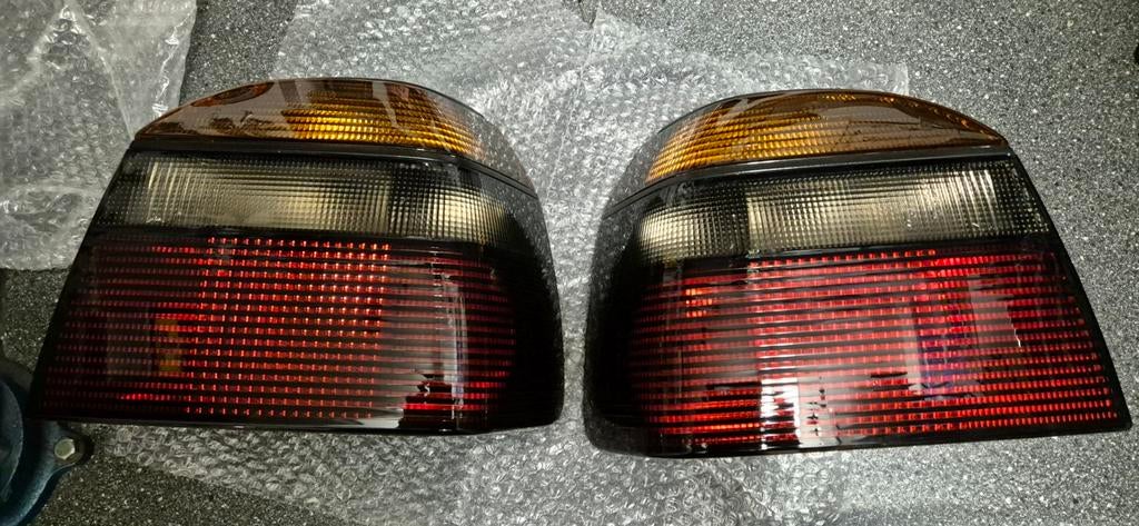 Orginele vw gti hella smoke achterlichten golf 3 (cabrio), Auto-onderdelen, Verlichting, Ophalen of Verzenden, Gebruikt, Volkswagen