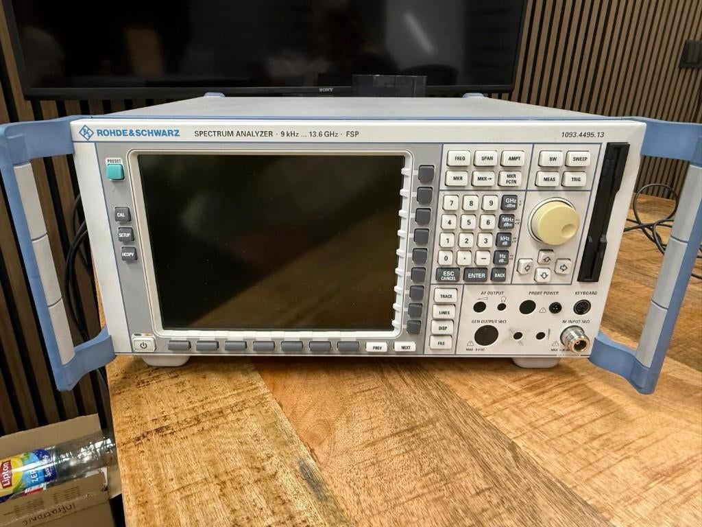 Spectrum Analyzer Rohde & Schwarz FSp 13.6 GHz (Boot error), Telecommunicatie, Ophalen of Verzenden, Gebruikt, Zender en Ontvanger