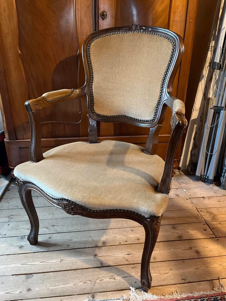 Franse rococo-stijl fauteuil / stoeltje in Louis XV-stijl, Ophalen