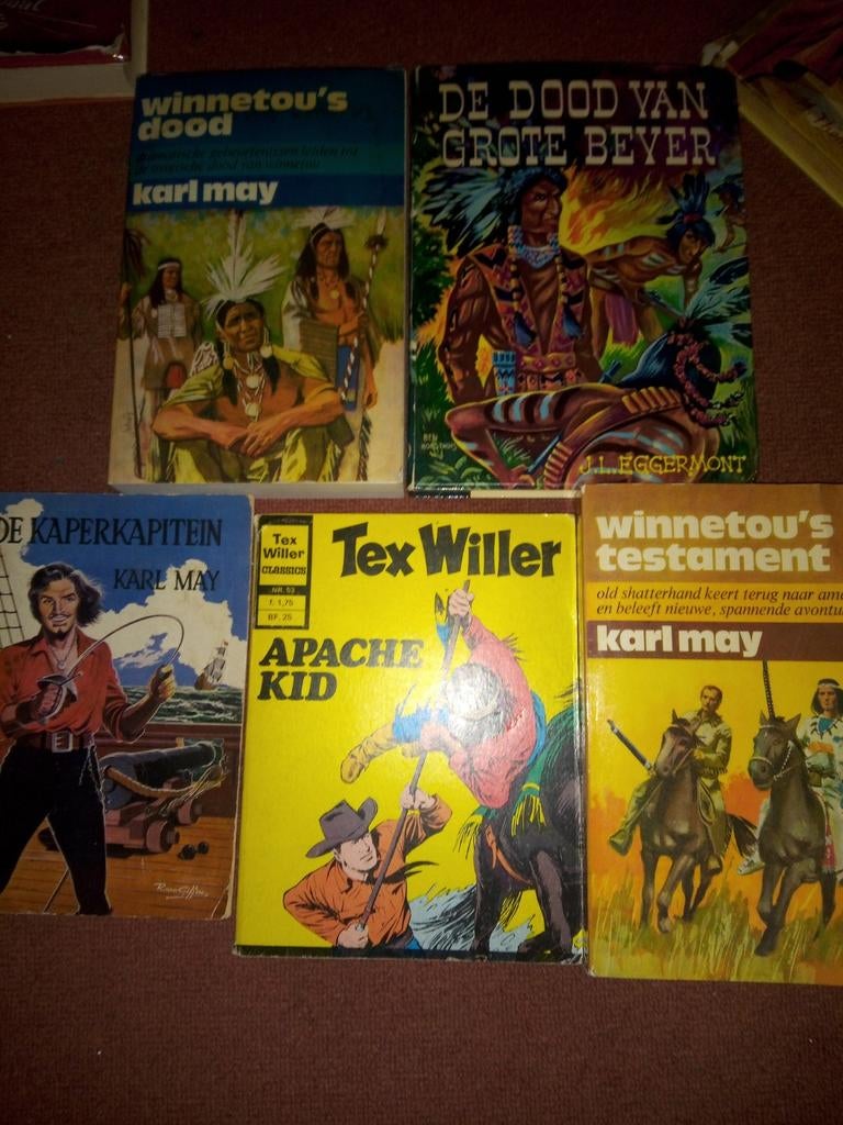 Karl May en Tex Willer Stripboeken Collectie, Meerdere stripboeken, Verzenden, Gelezen, Karl May