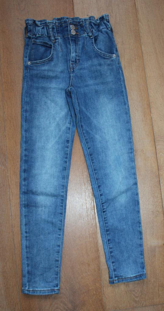 Spijkerbroek van JM 152, Kinderen en Baby's, Kinderkleding | Maat 152, Gebruikt, Meisje, Broek, Ophalen of Verzenden
