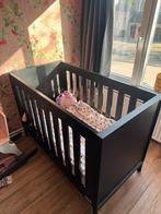 Complete Babykamer: Ledikant, Commode en Kledingkast, Kinderen en Baby's, Kinderkamer | Complete kinderkamers, Ophalen, Zo goed als nieuw