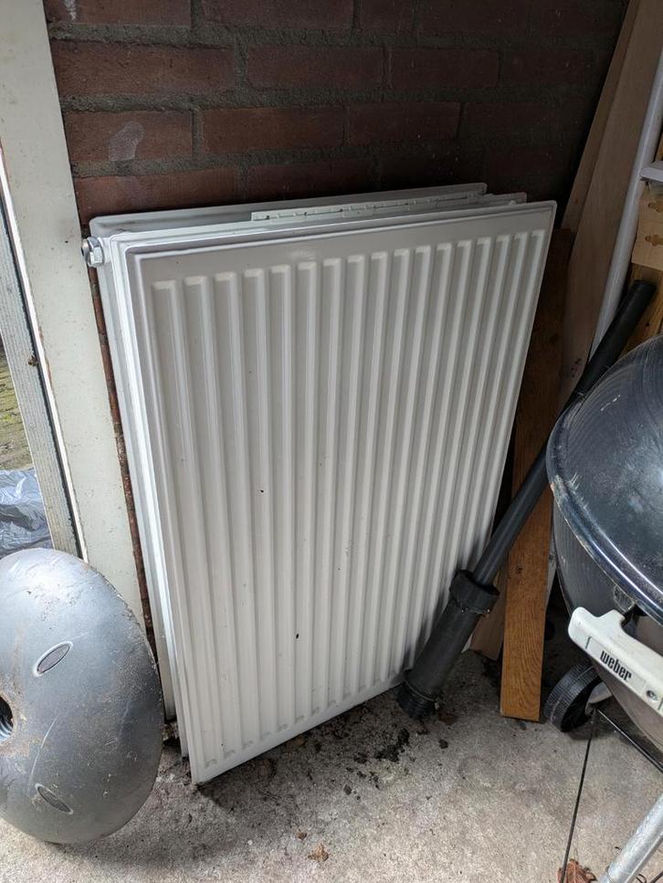 Radiator type 33, Doe-het-zelf en Verbouw, Verwarming en Radiatoren, Gebruikt, Radiator, 30 tot 80 cm, 60 tot 150 cm, Ophalen