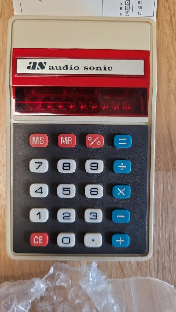 Audiosonic antieke rekenmachine jaren 70. Type 6-P, Verzenden
