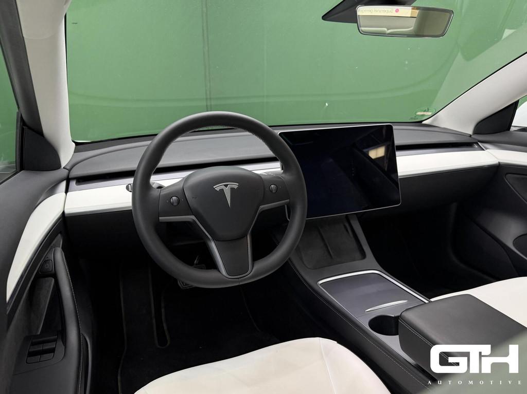 Tesla Model 3 Standard RWD Plus 60 kWh Autopilot | Leder, Auto's, Tesla, Automaat, 238 pk, Achterwielaandrijving, Navigatiesysteem