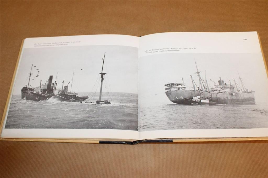 Terschelling bij Storm en Wantij — Fotoboek & Geschiedenis, Boeken, Geschiedenis | Stad en Regio, Ophalen of Verzenden, Gelezen