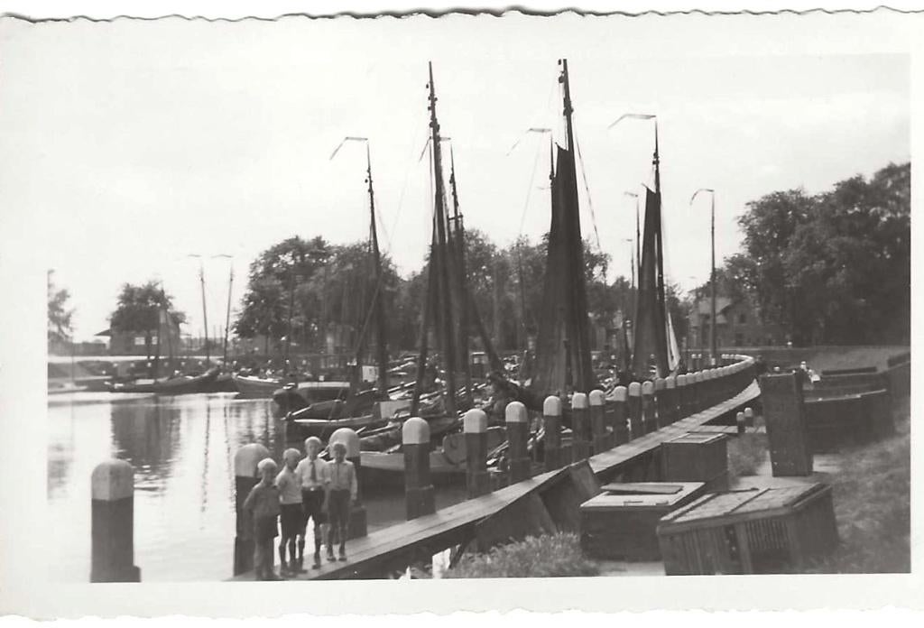 Enkhuizen-Visserij-Haven-228- Echte foto, Verzenden, Foto, Zo goed als nieuw, Voor 1940