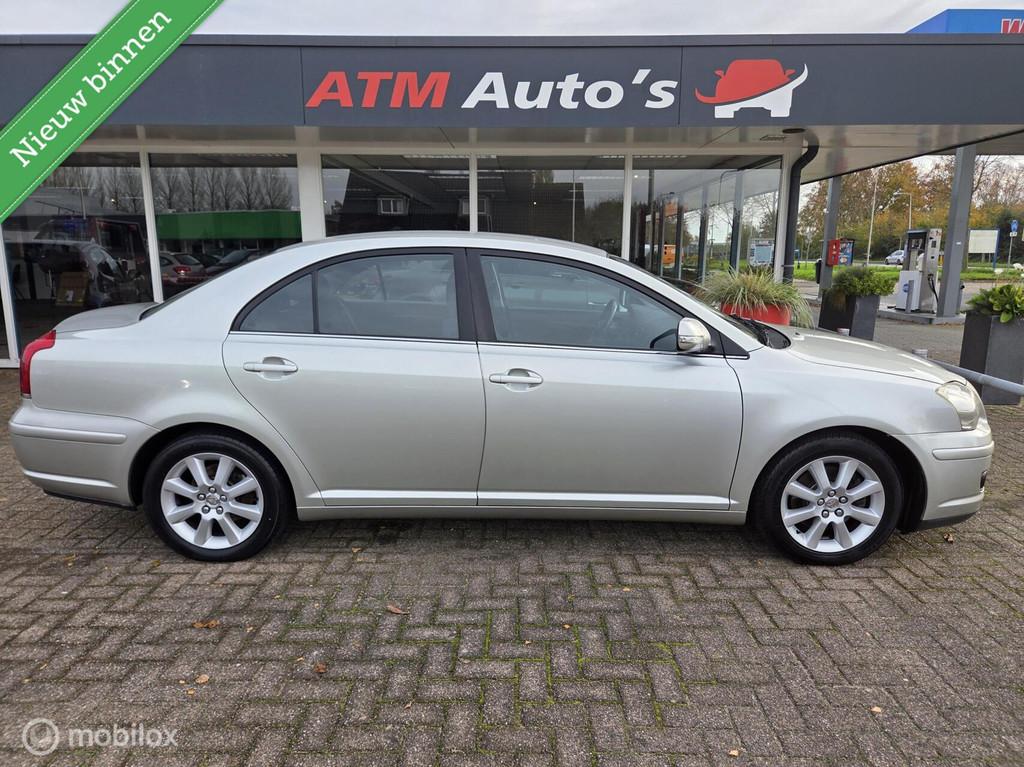 Toyota Avensis 2.0 VVTi Luna Airco Cruise Apk km NAP, Auto's, Toyota, Voorwielaandrijving, 1998 cc, 4 cilinders, Origineel Nederlands