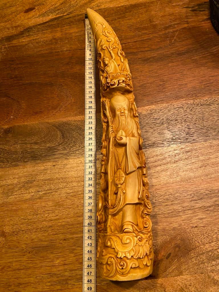 Groot Chinees handgesneden bot snijwerk met draak en wijzen, Antiek en Kunst, Ophalen of Verzenden