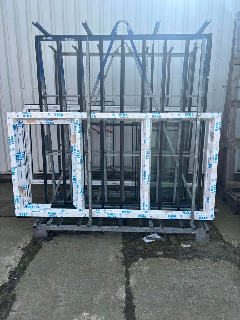 Kunstofkozijn draaikiep veka incl glas., Kunststof, Nieuw, Ophalen of Verzenden, Inclusief glas