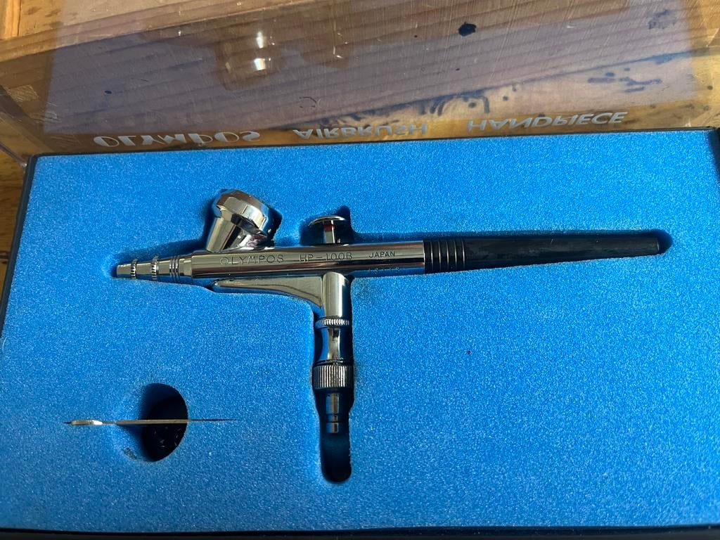 Olympos HP-100B Airbrush - Hoogwaardig spuitpistool, Ophalen of Verzenden, Zo goed als nieuw