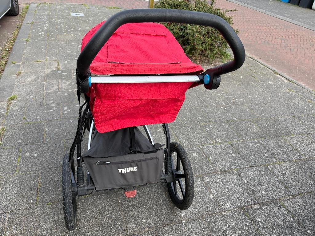 Thule Urban Glide Kinderwagen (origineel model), Kinderen en Baby's, Gebruikt, Verstelbare duwstang, Ophalen, Kinderwagen