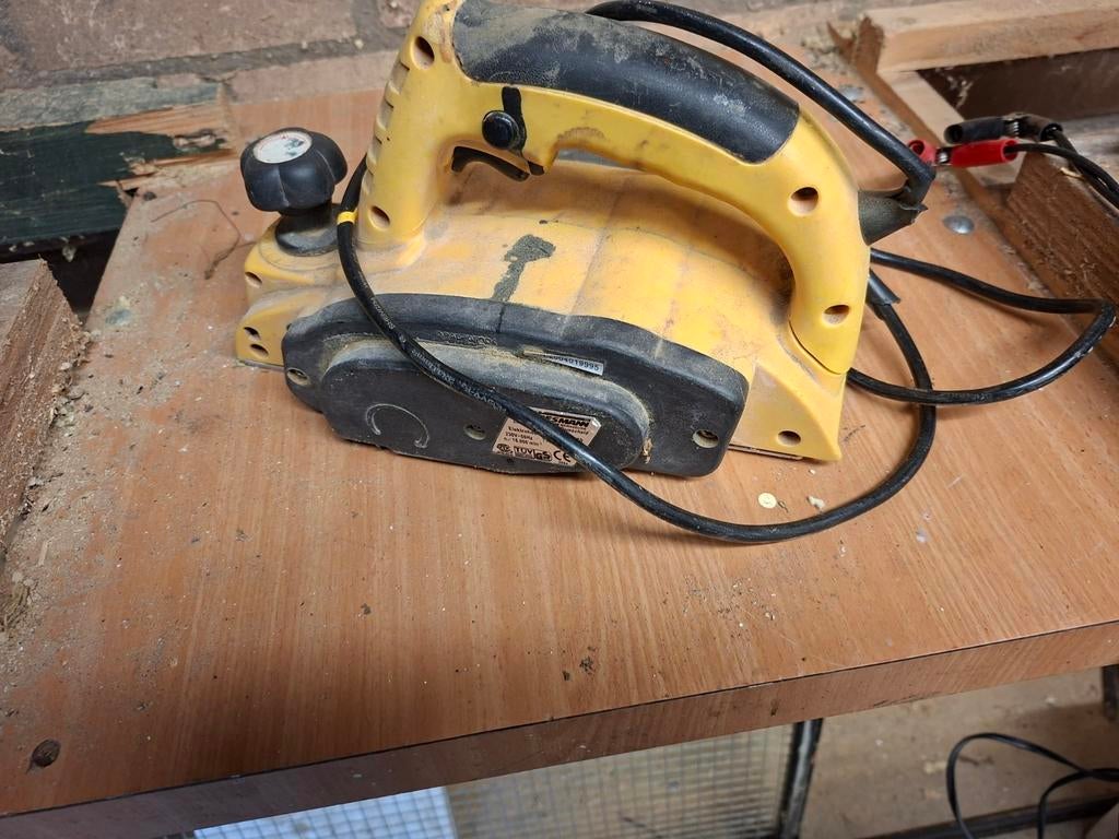 Elektrische schaafmachine - Ferm, Doe-het-zelf en Verbouw, Gereedschap | Freesmachines, Ophalen, Gebruikt, Overige soorten, Ferm