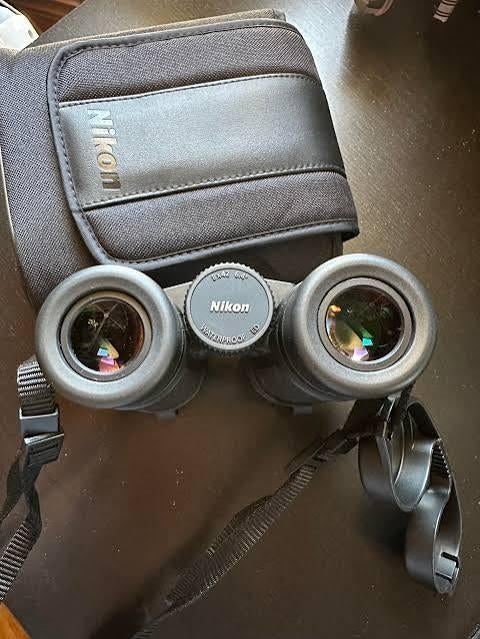 Nikon Monarch 5 8x42 Verrekijker met Tas, Dakkant (recht), Ophalen of Verzenden, Zo goed als nieuw, 8 tot 12x