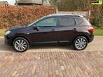 Nissan Qashqai 2.0 Tekna 4WD panodak, camera, navi, leder, w, Auto's, Nissan, Euro 5, Gebruikt, Zwart, 1200 kg
