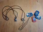 Diverse kettingen met hangers en Pokémon dog tags, Gebruikt, Ophalen of Verzenden, Zilver, Overige materialen
