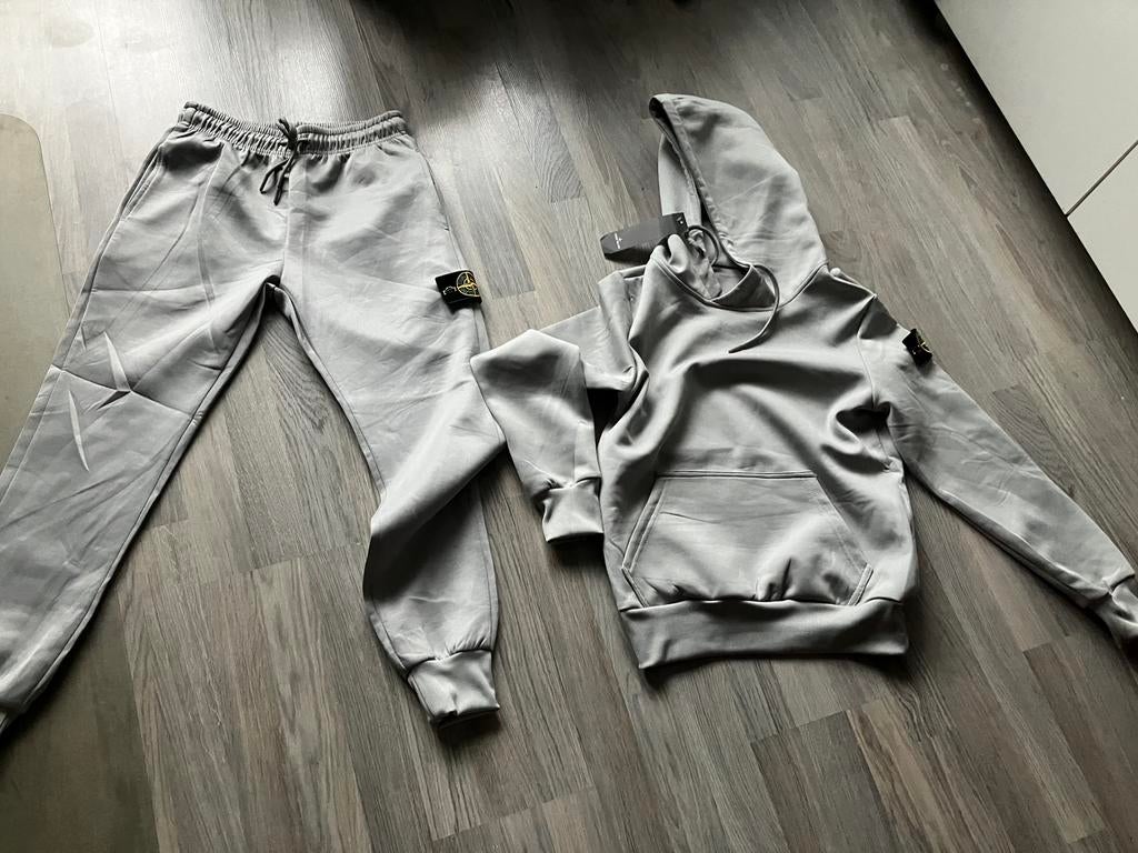 Nieuw trainingspak Stone Island maat S super koopje, Kleding | Heren, Ophalen of Verzenden, Zo goed als nieuw, Zwart