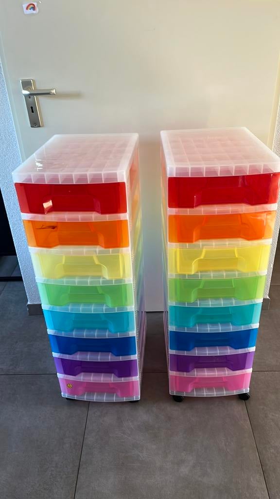 2 regenboog ladekasten, Ophalen, 5 laden of meer, Zo goed als nieuw, Minder dan 100 cm