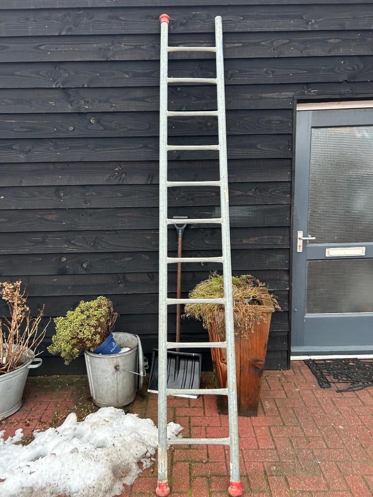 Metalen ladder | trap | ladder, Ophalen of Verzenden, Zo goed als nieuw, 2 tot 4 meter