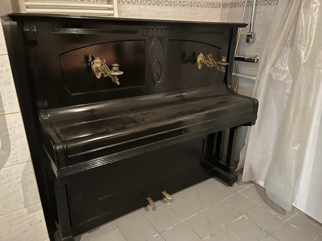 Ed Werner piano. Klassieke mooi meubelstuk.Moet gestemd, Ophalen, Gebruikt, Zwart, Piano