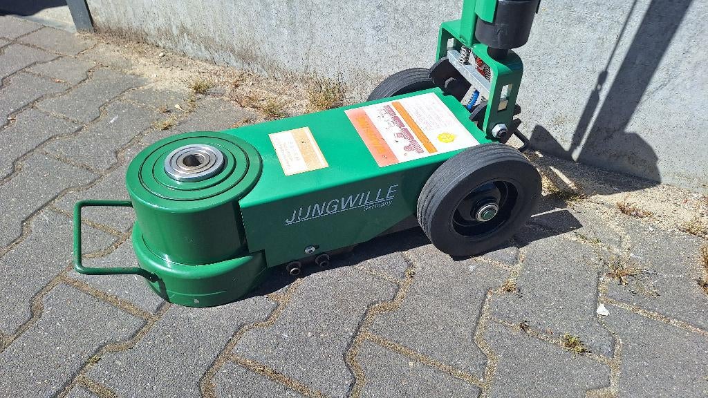 Jungwille 80T Garagekrik Vrachtwagenkrik 80 Ton Krik NIEUW, Ophalen, ., Nieuw, .