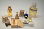 Lot vintage parfum flessen deels factises, deels origineel, Verzamelen, Parfumverzamelingen, Verzenden, Gebruikt, Parfumfles, Gevuld