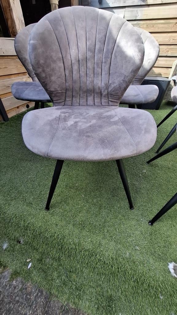 Set van 5 grijze eetkamerstoelen - schelp design, Ophalen, Gebruikt, Stof, Grijs