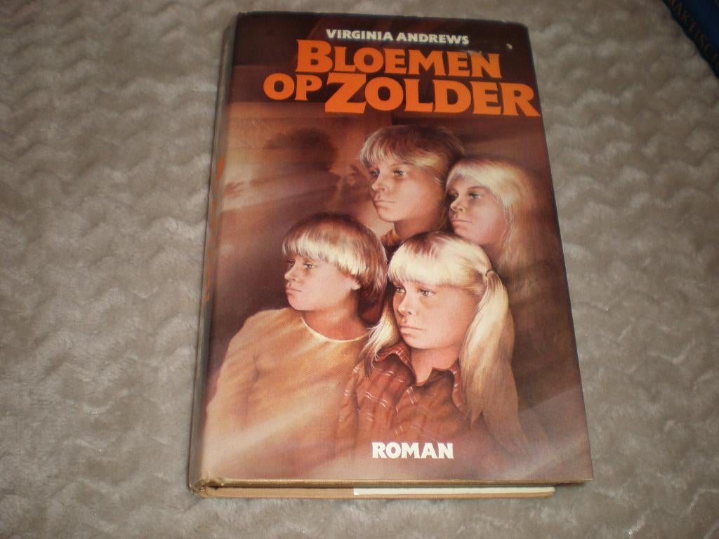 Boek. Roman. Bloemen op zolder. Virginia Andrews., Boeken, Ophalen of Verzenden, Gelezen, Virginia Andrews