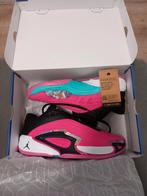 JORDAN sneakers 44 box and invoice, Kleding | Heren, Schoenen, Ophalen, Overige kleuren, Nieuw, Sneakers of Gympen