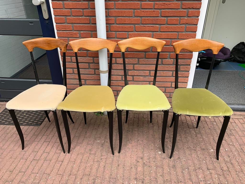 Isolina / Charme by Fasem 1980 italian designer stoelen, Huis en Inrichting, Ophalen, Gebruikt, Overige kleuren, Vier