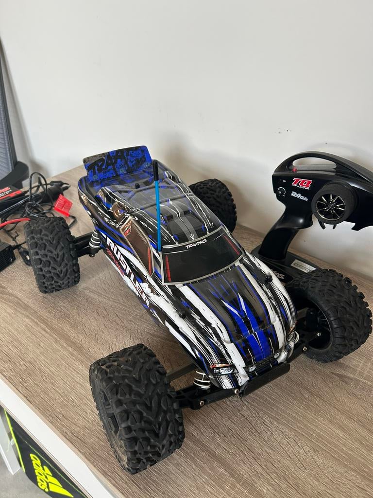 Traxxas auto, Hobby en Vrije tijd, Modelbouw | Radiografisch | Auto's, Ophalen of Verzenden, Zo goed als nieuw, Overige schalen