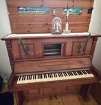 Oude wortel/noten houten piano - Gratis af te halen, Ophalen, Gebruikt, Bruin, Piano