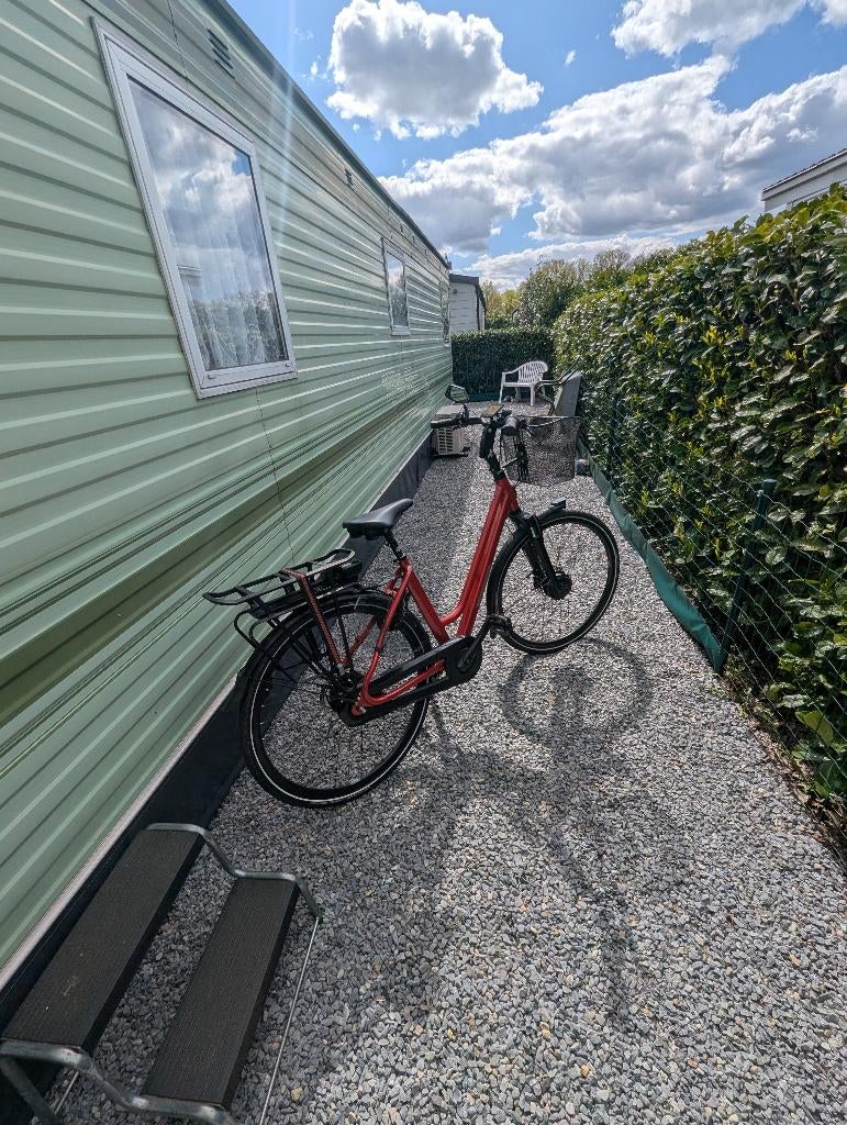 Electrische fiets, Fietsen en Brommers, Fietsen | Dames | Damesfietsen, Zo goed als nieuw, 50 tot 53 cm, Schijfrem, Ophalen