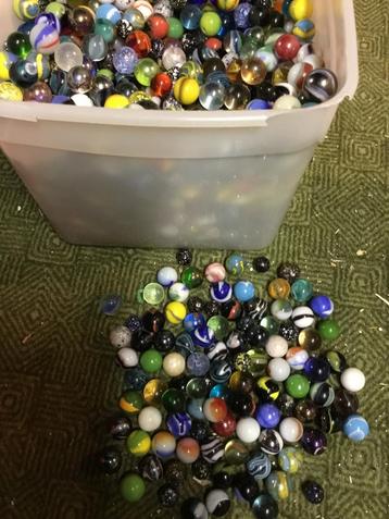 Grote verzameling knikkers - 20 kilo beschikbaar voor biedingen