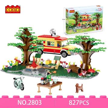 Holiday Camper Van Trip COGO bouwset 2803 beschikbaar voor biedingen