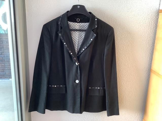 Zwarte dames colbert (concept UK) maat 42, Kleding | Dames, Jasjes, Kostuums en Pakken, Zo goed als nieuw, Jasje, Maat 42/44 (L)