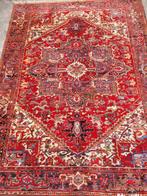 Vloerkleed 1.85 x 2.4 m hand geknoopt