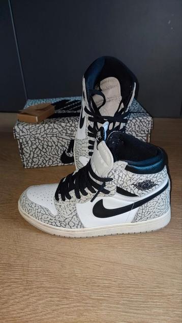 Nike Air Jordan 1 High Element Gore-Tex Particle Grey beschikbaar voor biedingen