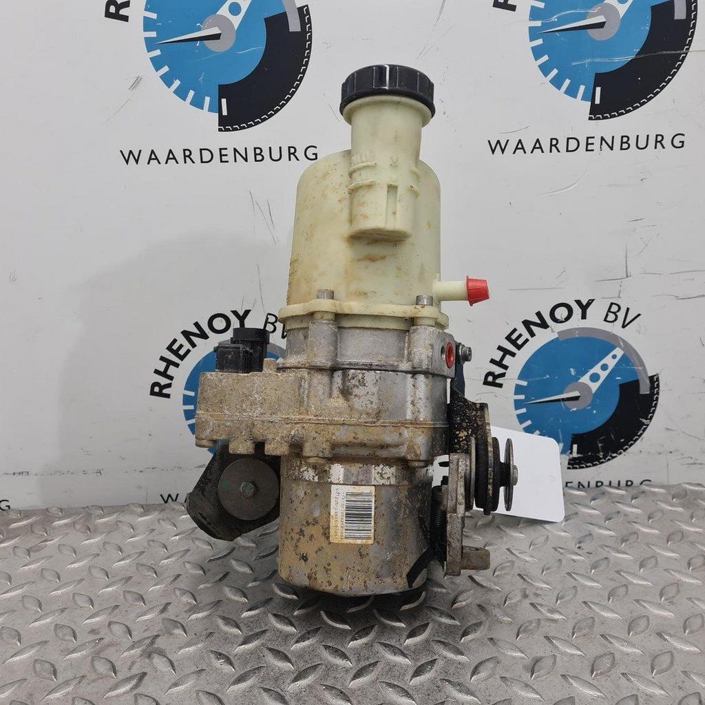 DACIA DUSTER STUURPOMP 2011, Ophalen of Verzenden, Gebruikt, Stiba lid