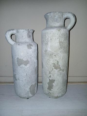 Mooie potten/vazen  beschikbaar voor biedingen