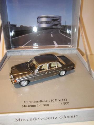 MERCEDES 123 MODEL LIMITED EDITION 1van 500 stuks beschikbaar voor biedingen
